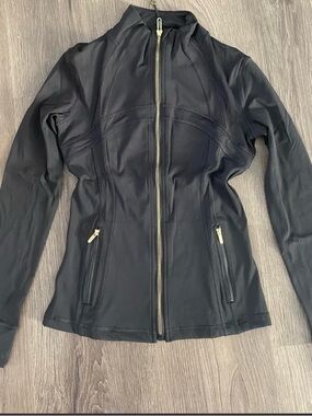 lululemon track jacket size 2